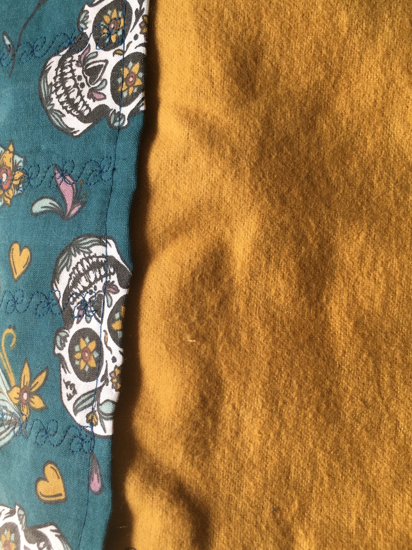 Set de table nomade "calaveras" curry et sa serviette